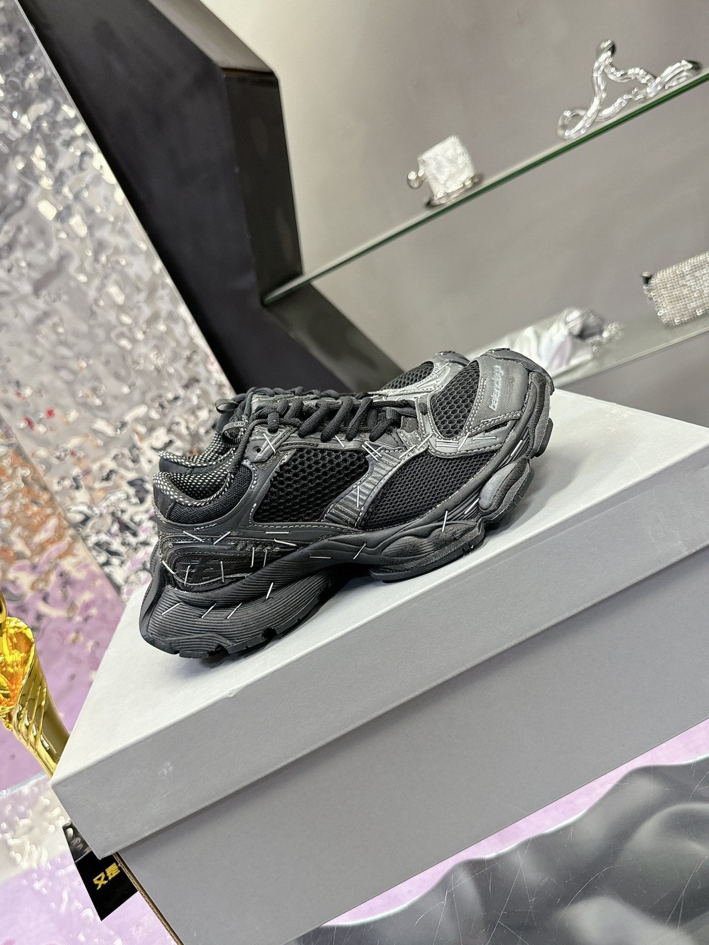 Balanciaga STAPLER SNEAKER IN BLACK MIX GRAY POLYURETHANE AND MESH