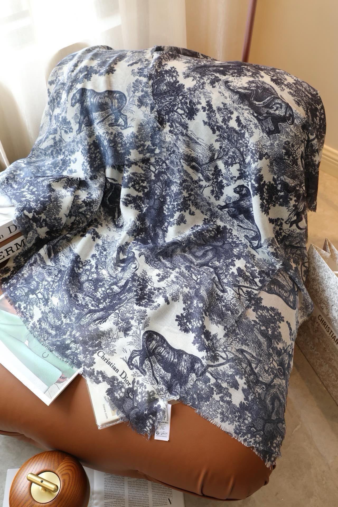 DIOR SCARF 180 CM IN STONE BLUE SILK AND CASHMERE 418263
