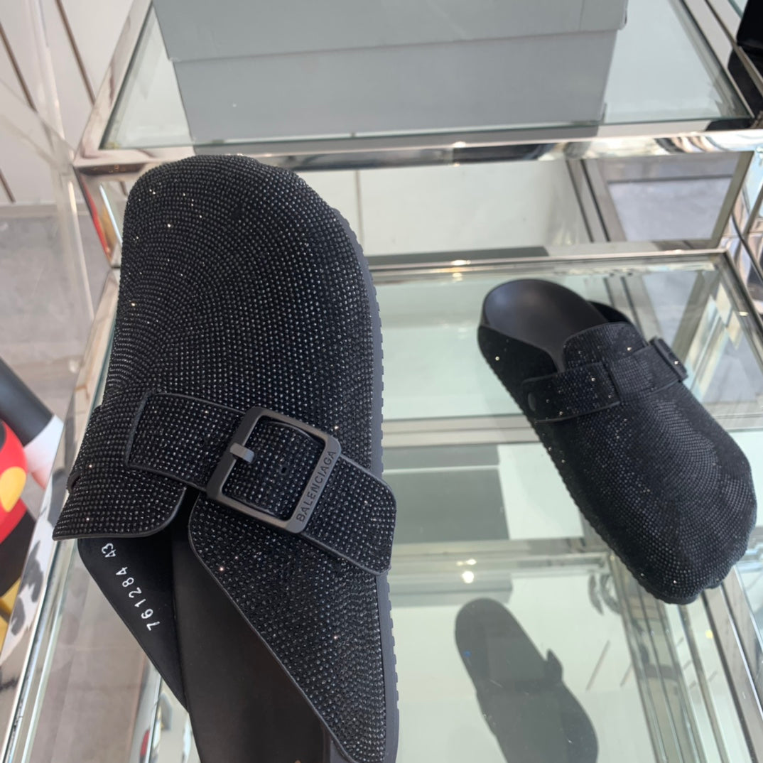 Balanciaga BIRKENSTOCK CLOG ATTACHED RHINESTONES IN BLACK CALFSKIN