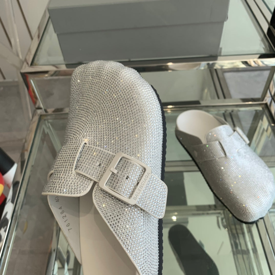Balanciaga BIRKENSTOCK CLOG ATTACHED RHINESTONES IN WHITE CALFSKIN