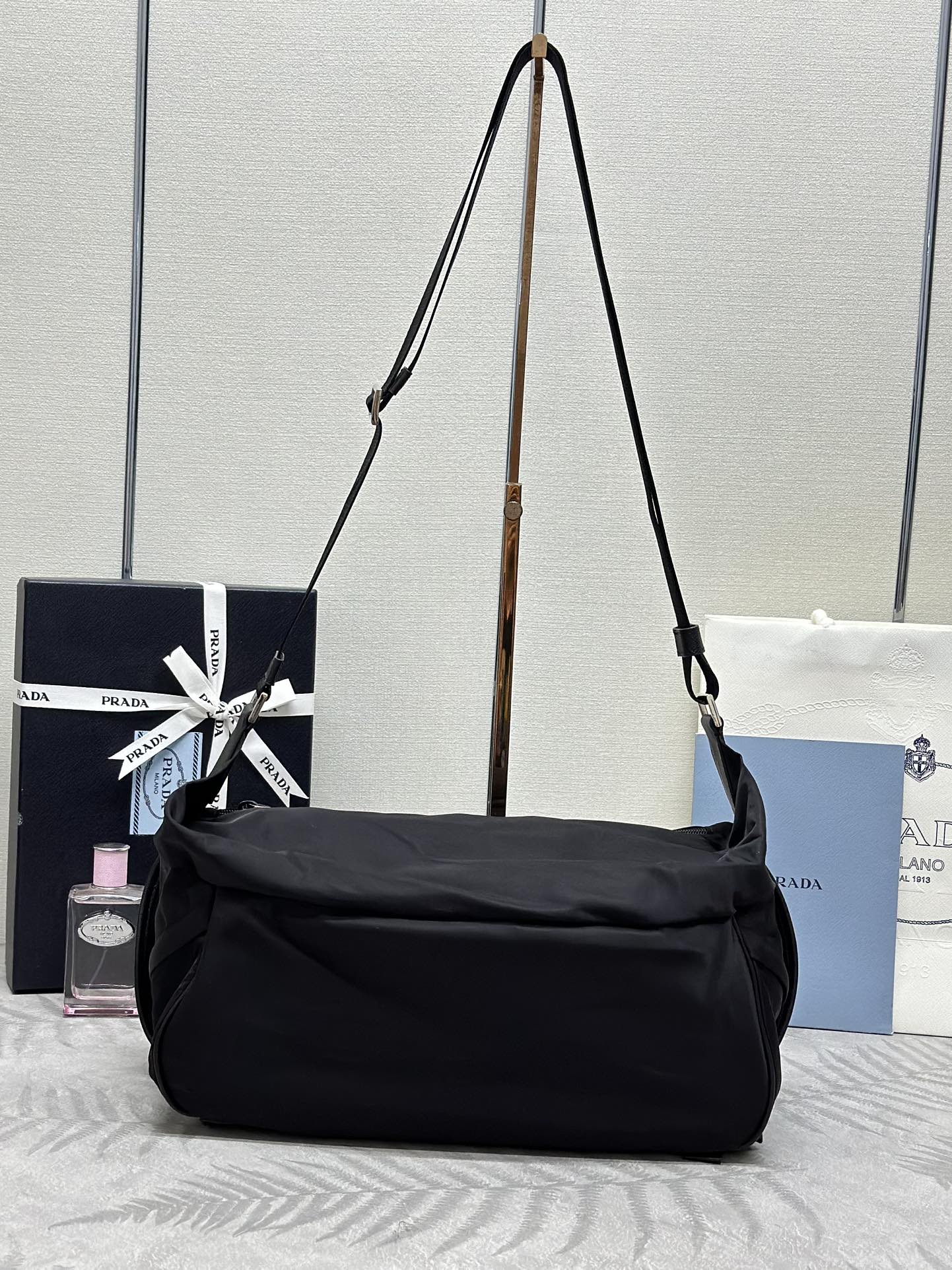 PRADA SHOULDER BAG 32 IN BLACK RE-NYLON TRIANGLE LOGO