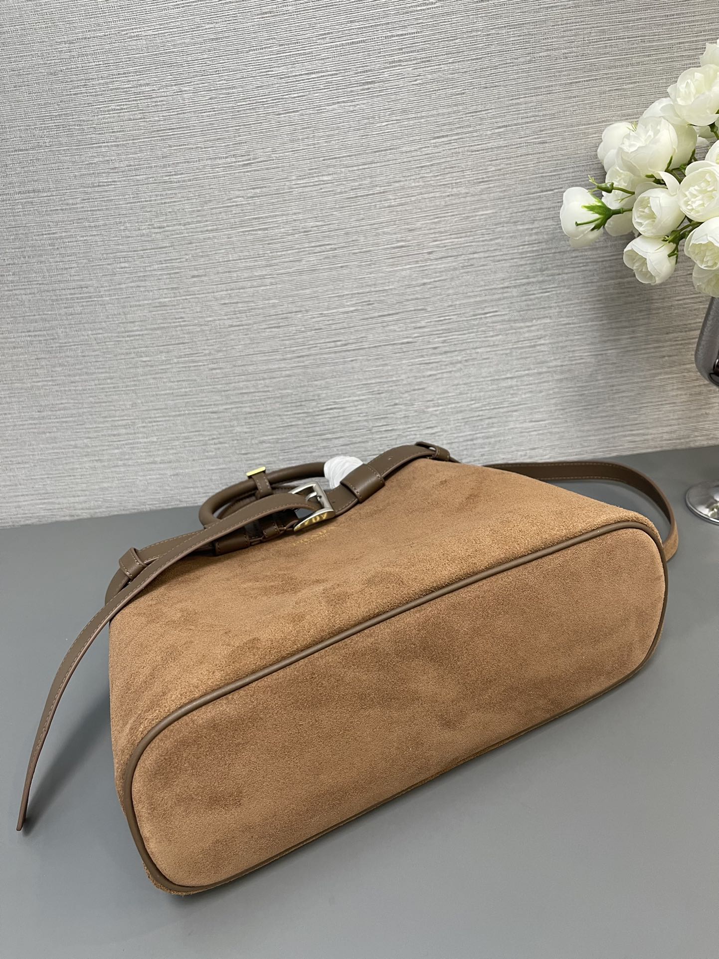 PRADA SMALL TOTE BAG WITH BELT 32 IN RUSSET BROWN SUEDE