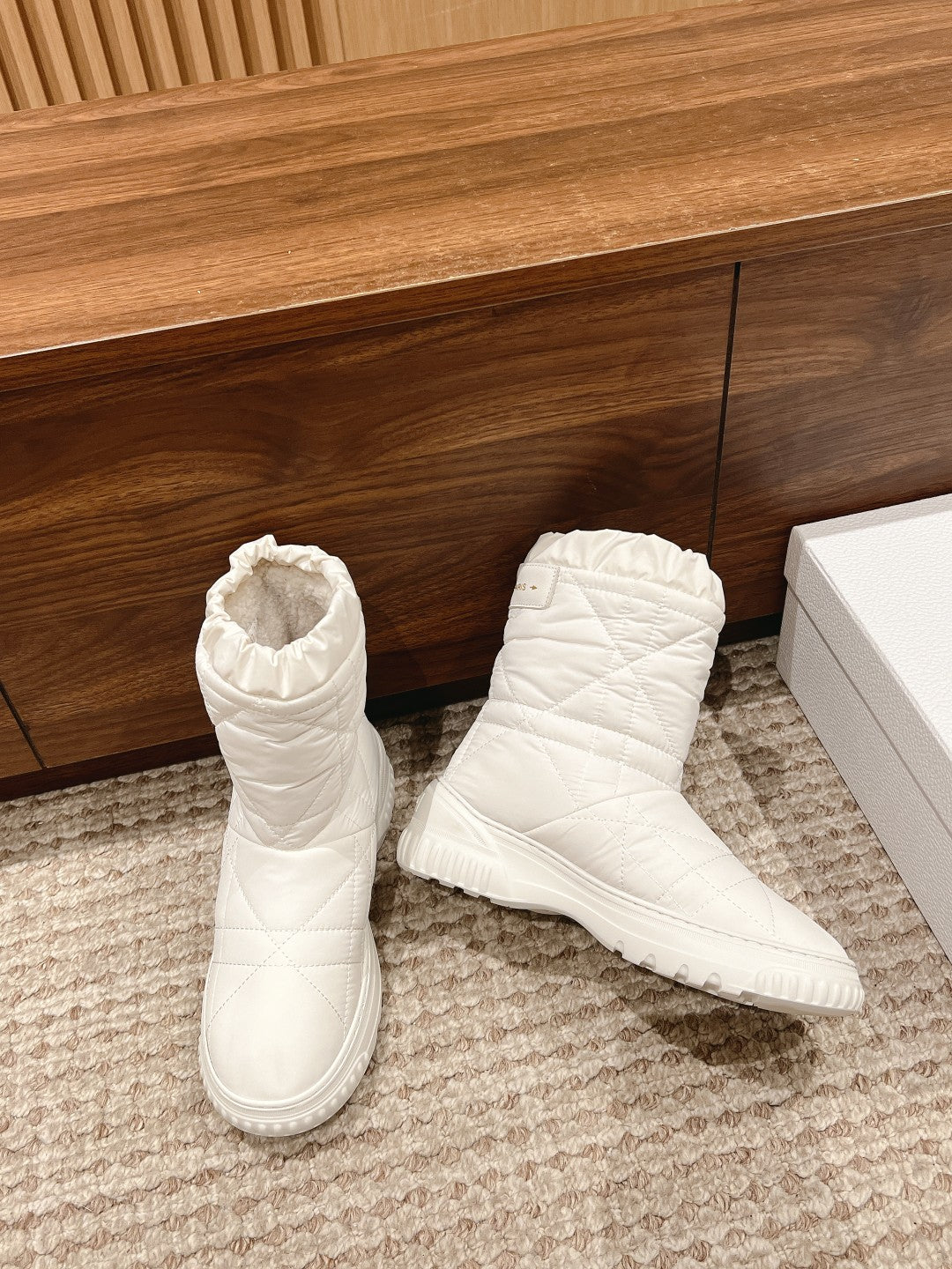 DIOR Ankle Boots White Quilted Windbreaker Fabric And Fleece
