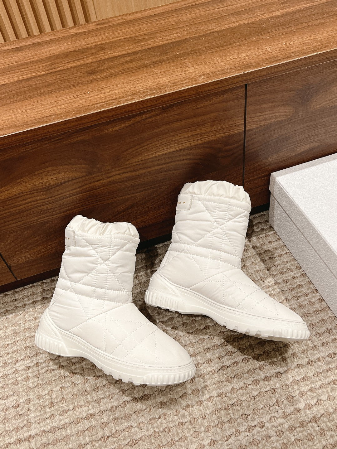 DIOR Ankle Boots White Quilted Windbreaker Fabric And Fleece
