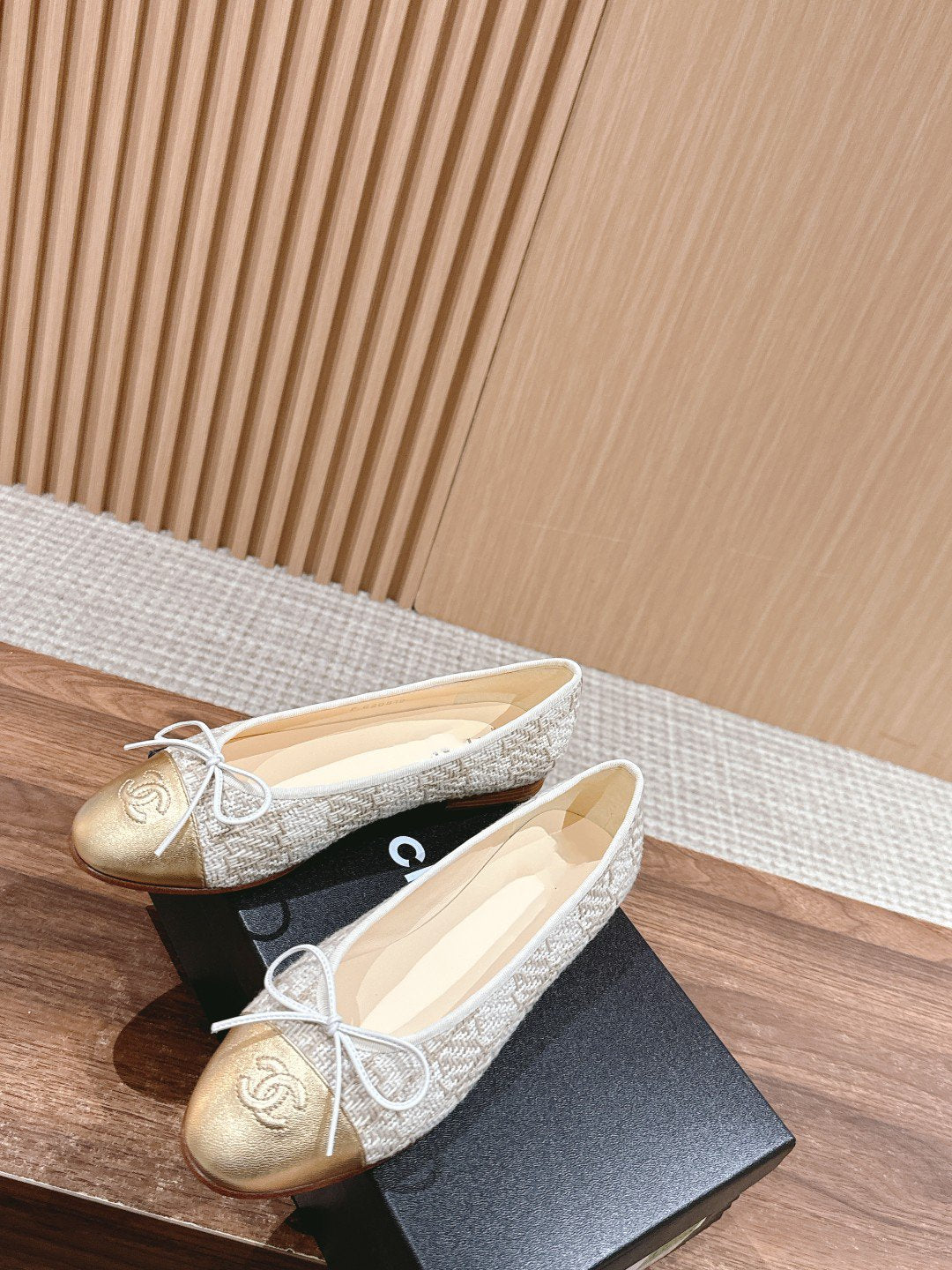 CHANEL ballet flat grey textile gold metalic lambskin