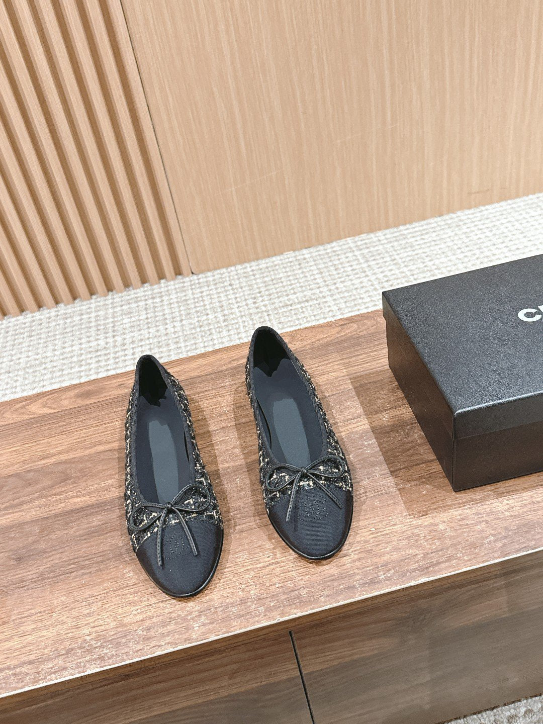 CHANEL ballet flat beige black tweed grosgrain