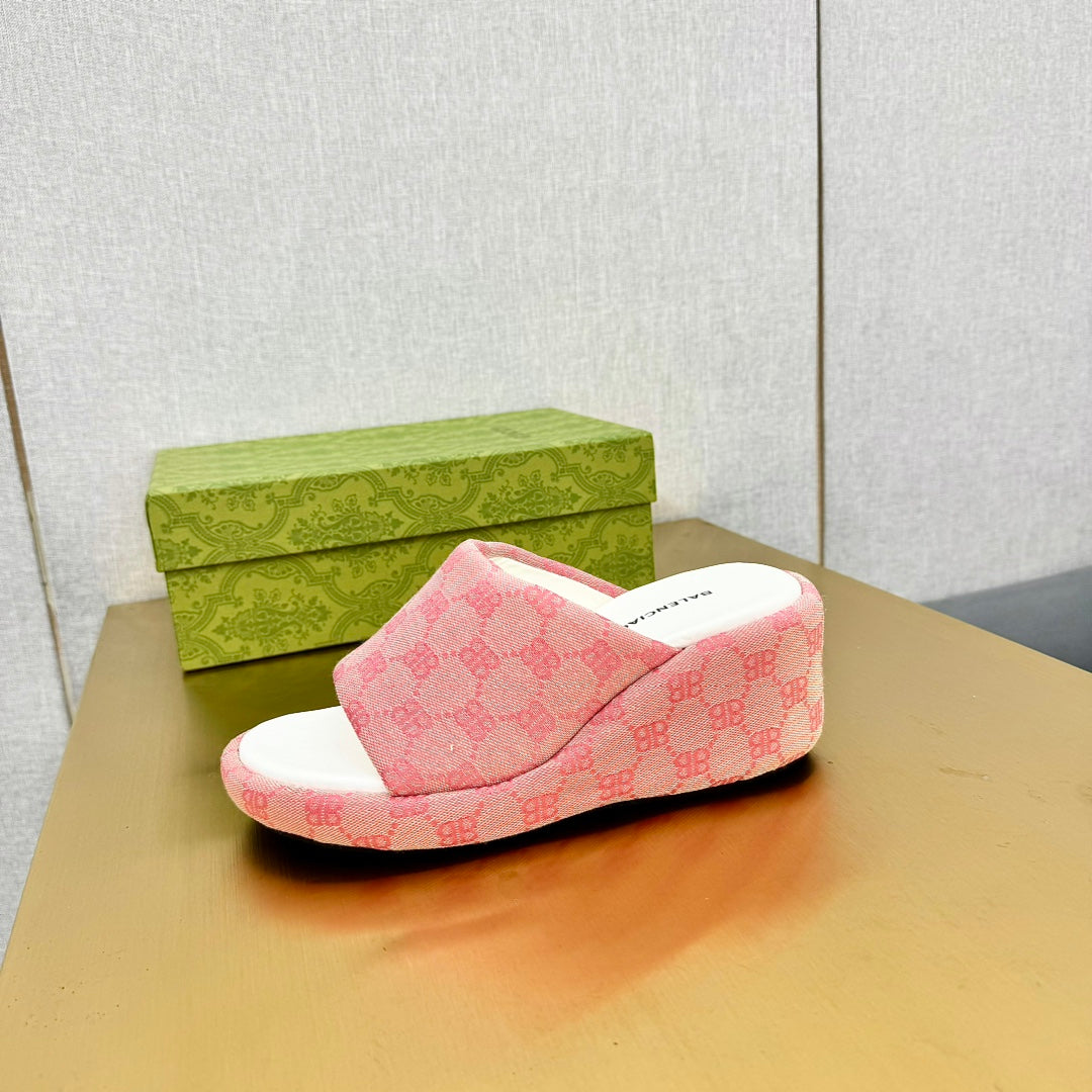 Balanciaga WEDGE SANDALS IN PINK MONOGRAM JACQUARD FABRIC