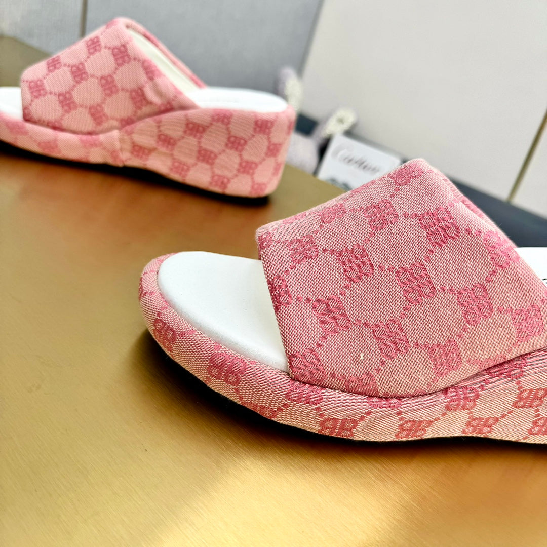 Balanciaga WEDGE SANDALS IN PINK MONOGRAM JACQUARD FABRIC