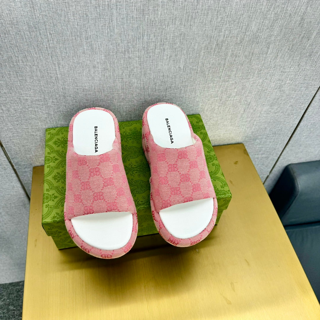 Balanciaga WEDGE SANDALS IN PINK MONOGRAM JACQUARD FABRIC