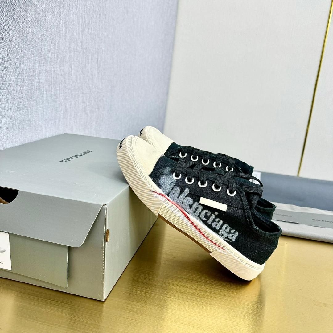 Balanciaga SNEAKERS IN BLACK CANVAS GRAFFITI LOGO