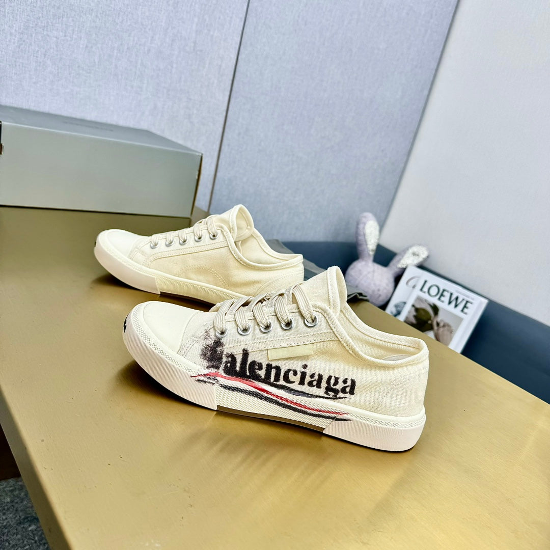 Balanciaga SNEAKERS IN WHITE CANVAS GRAFFITI LOGO