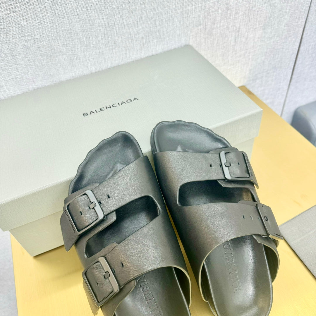 Balanciaga BIRKENSTOCK SLIPPERS IN BLACK CALFSKIN