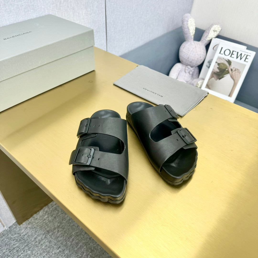 Balanciaga BIRKENSTOCK SLIPPERS IN BLACK CALFSKIN