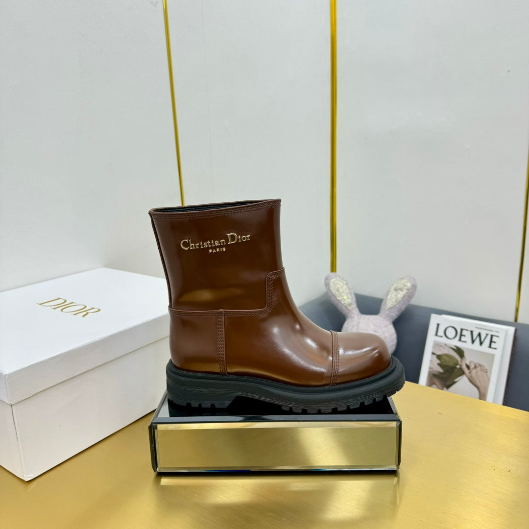 DIOR Ankle Boot In Glossy Brown Red Cowhide 111760