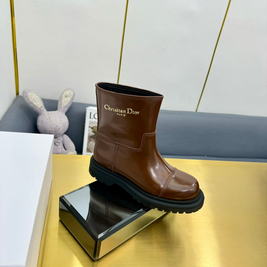 DIOR Ankle Boot In Glossy Brown Red Cowhide 111760