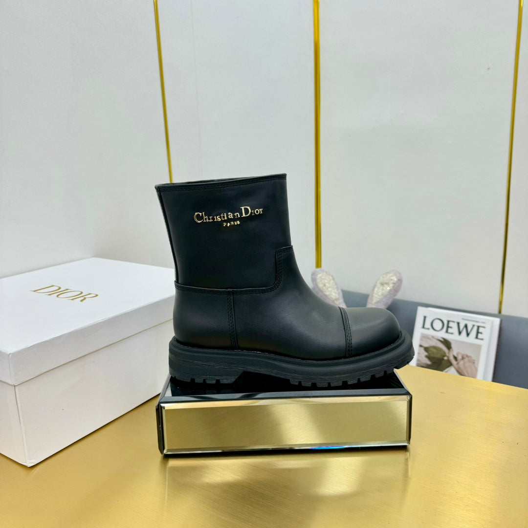 DIOR Ankle Boot In Plain Boots Cowhide 111762