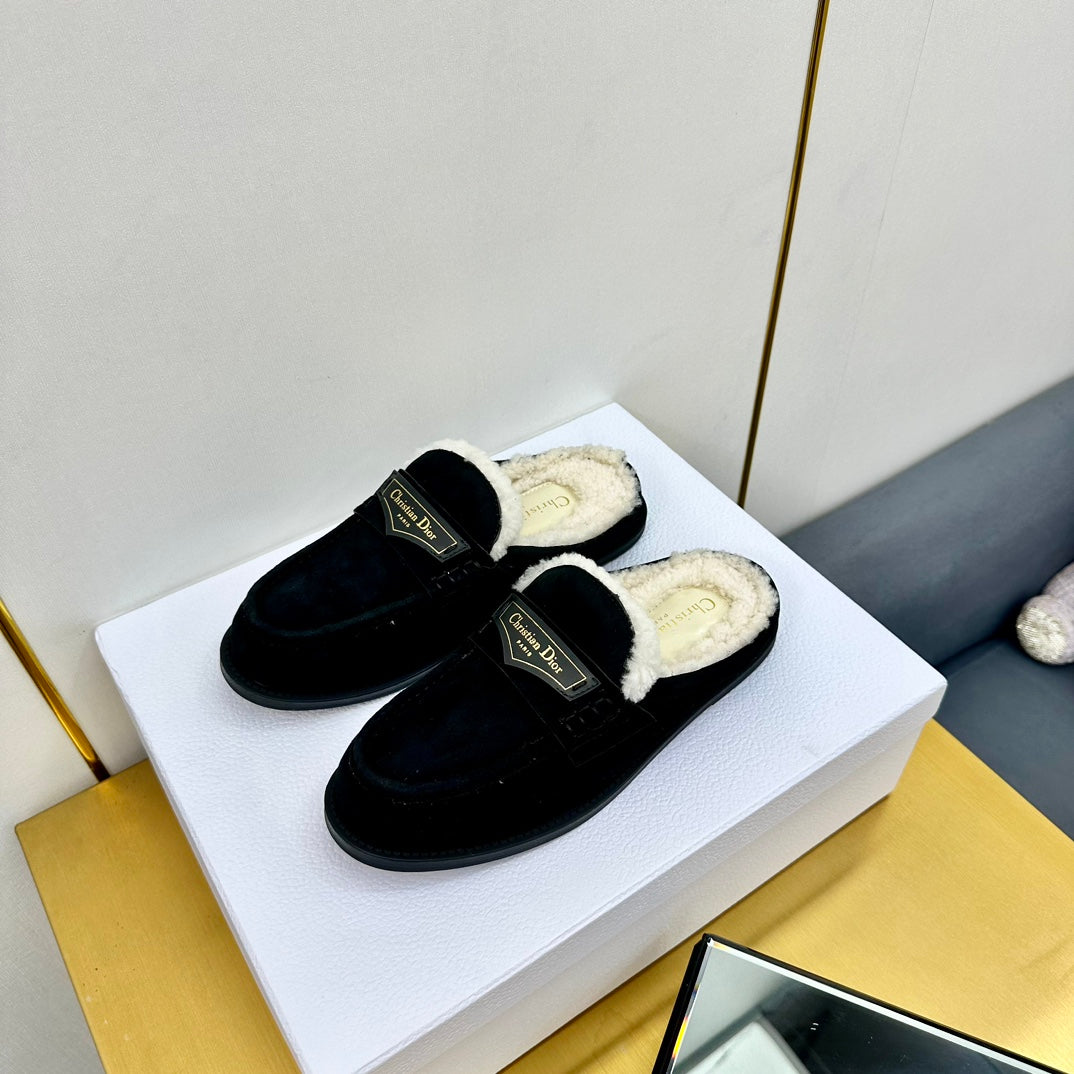DIOR Boy Mule In Black Suede With Wool Fleece Lining 111828