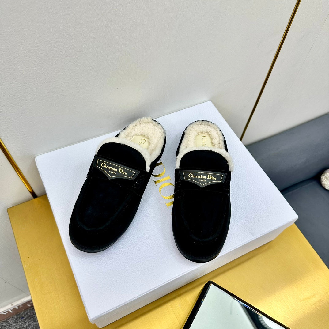 DIOR Boy Mule In Black Suede With Wool Fleece Lining 111828
