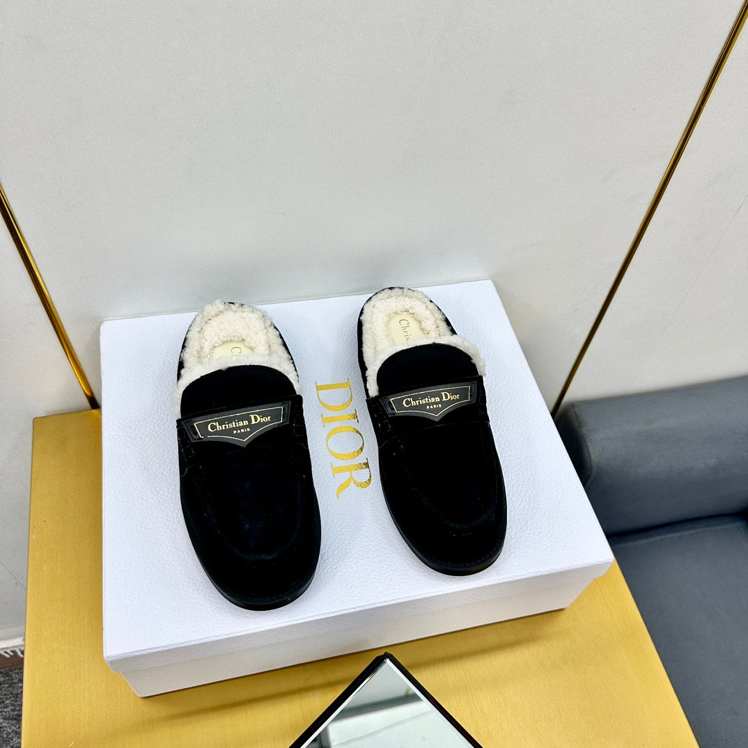 DIOR Boy Mule In Black Suede With Wool Fleece Lining 111828