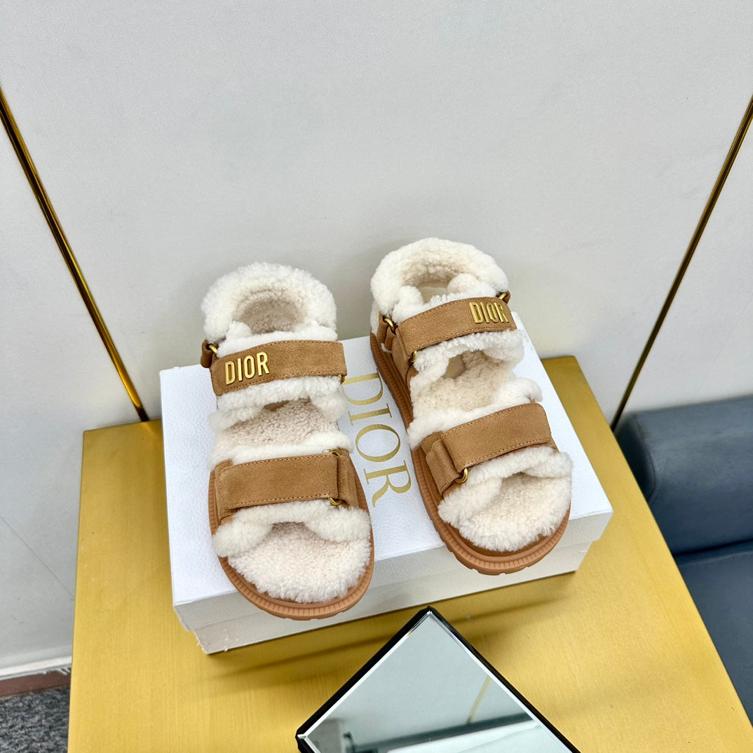 DIOR DIORact Sandal In Brown Suede And Wool Fleece Lining 111048