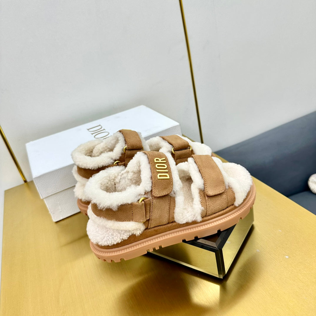 DIOR DIORact Sandal In Brown Suede And Wool Fleece Lining 111048