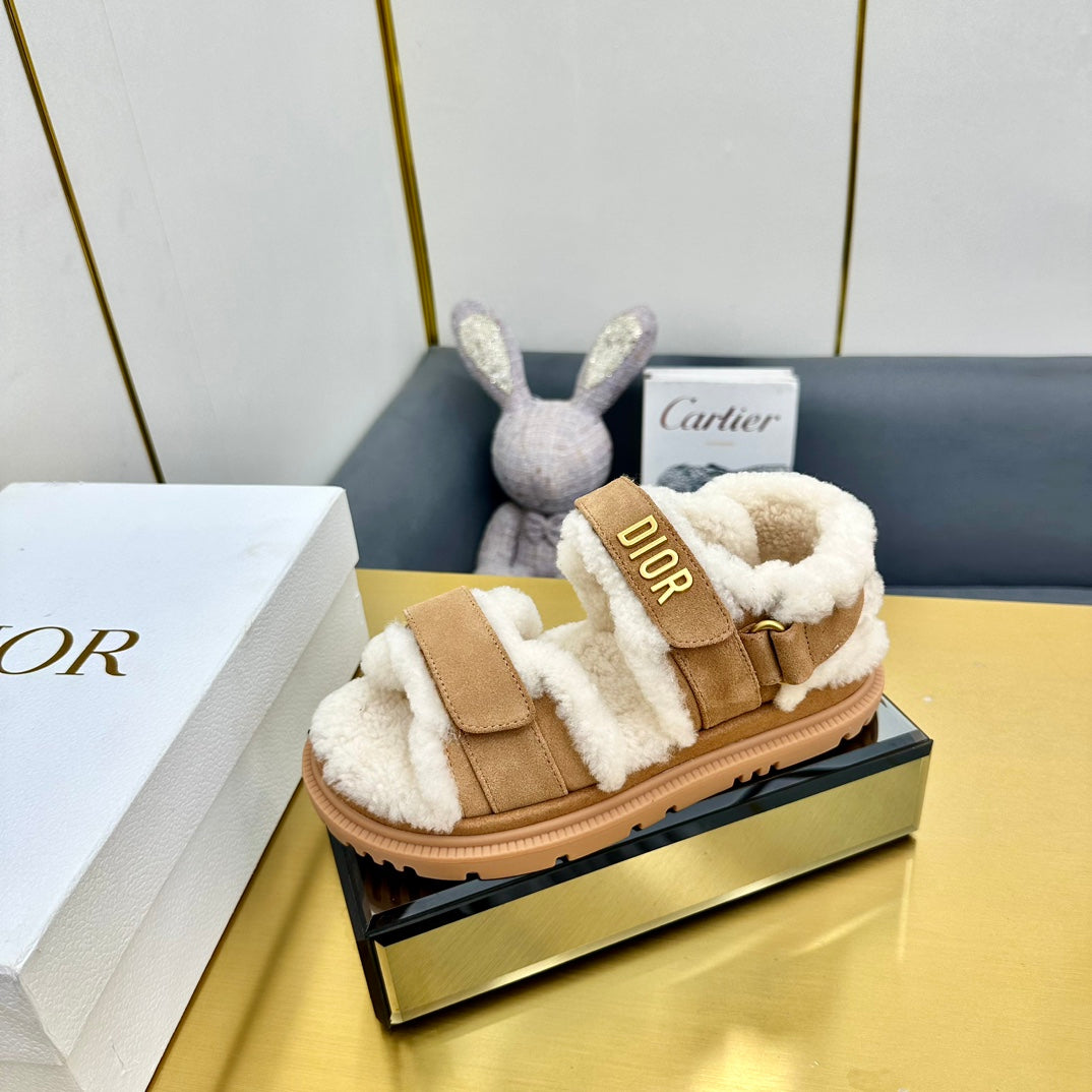 DIOR DIORact Sandal In Brown Suede And Wool Fleece Lining 111048