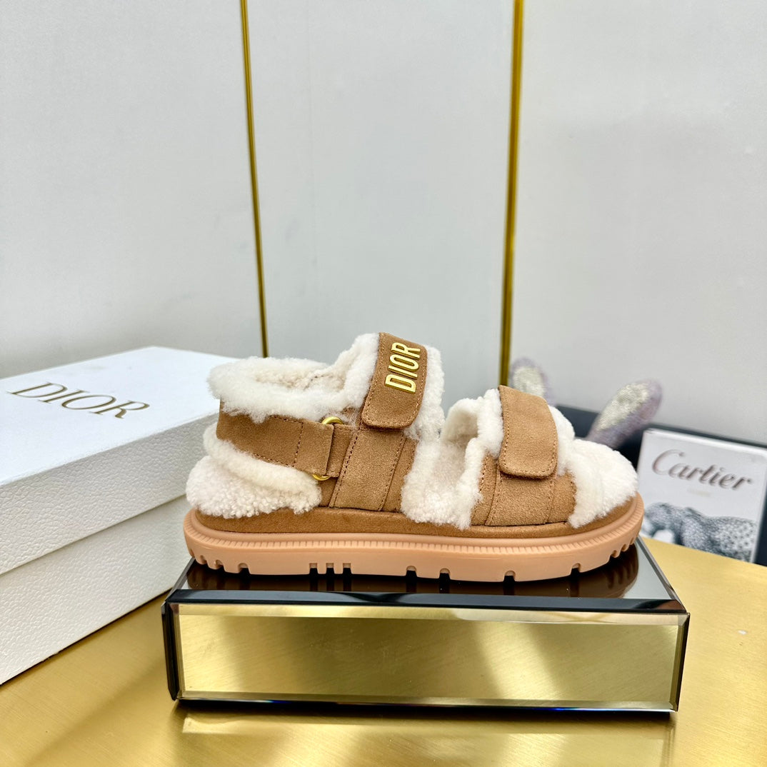 DIOR DIORact Sandal In Brown Suede And Wool Fleece Lining 111048