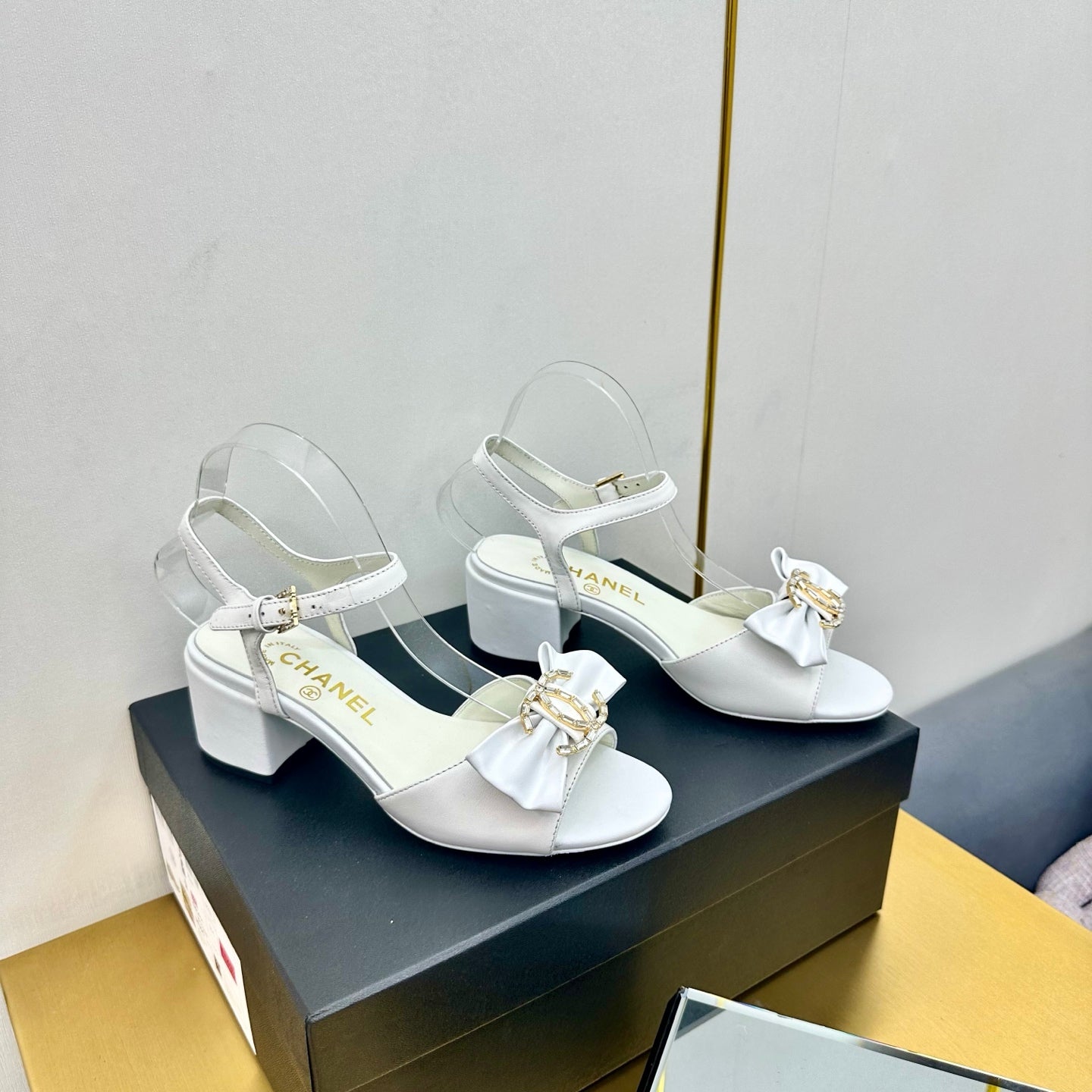 CHANEL 25 Sandal Heels Yellow Sheepskin 238485
