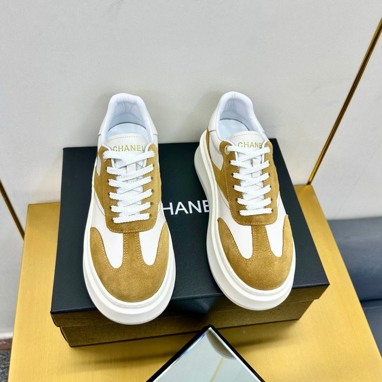 CHANEL 25 Sneaker Brown mix White Suede 238473