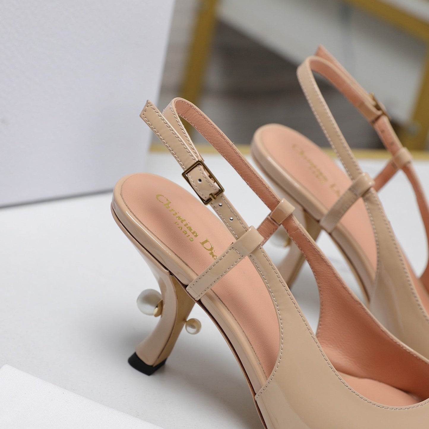 DIOR Tribales Slingback Pump Glossy Beige Cowhide