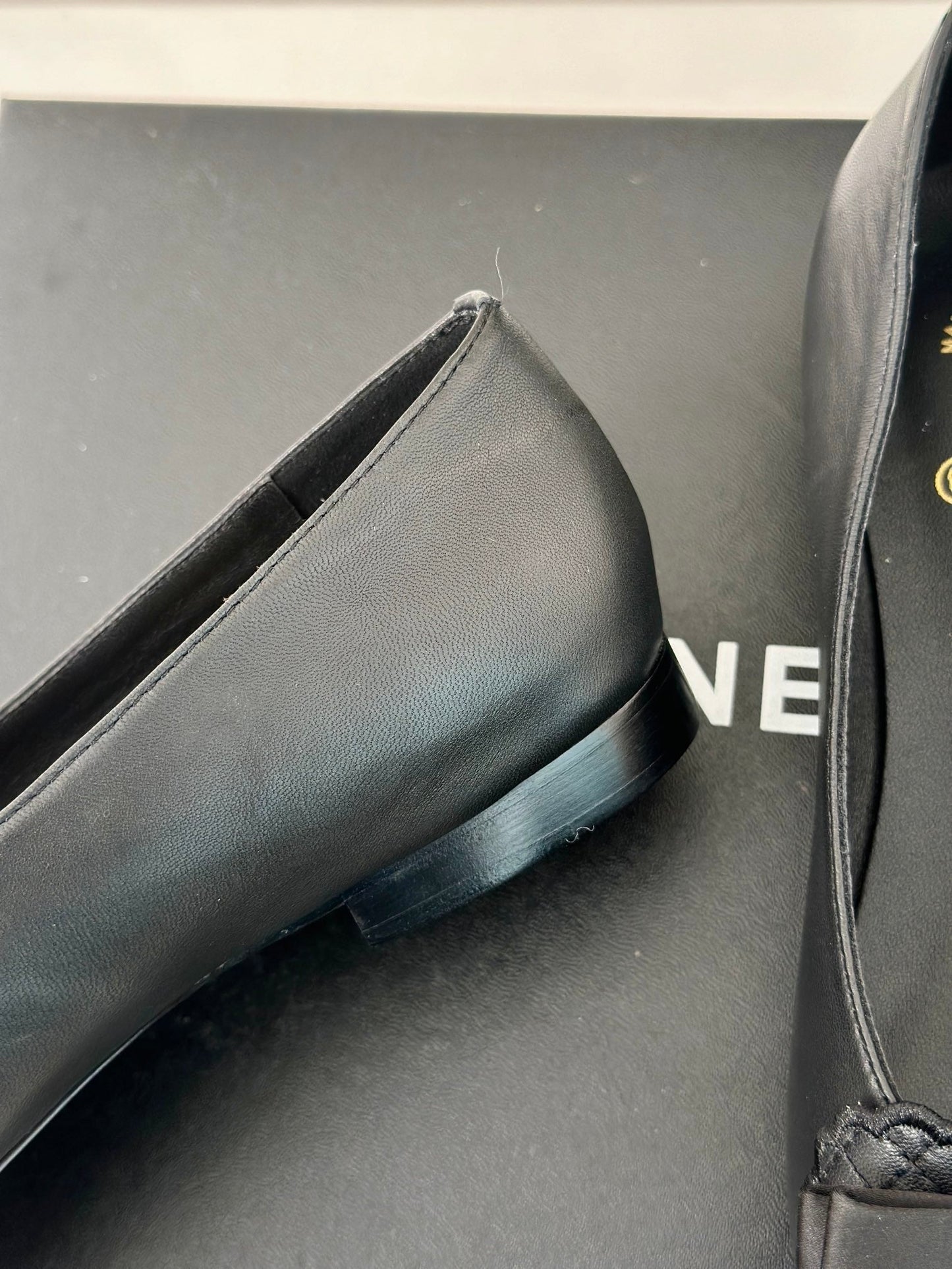 CHANEL Ballet Flats Black With Bow Lambskin