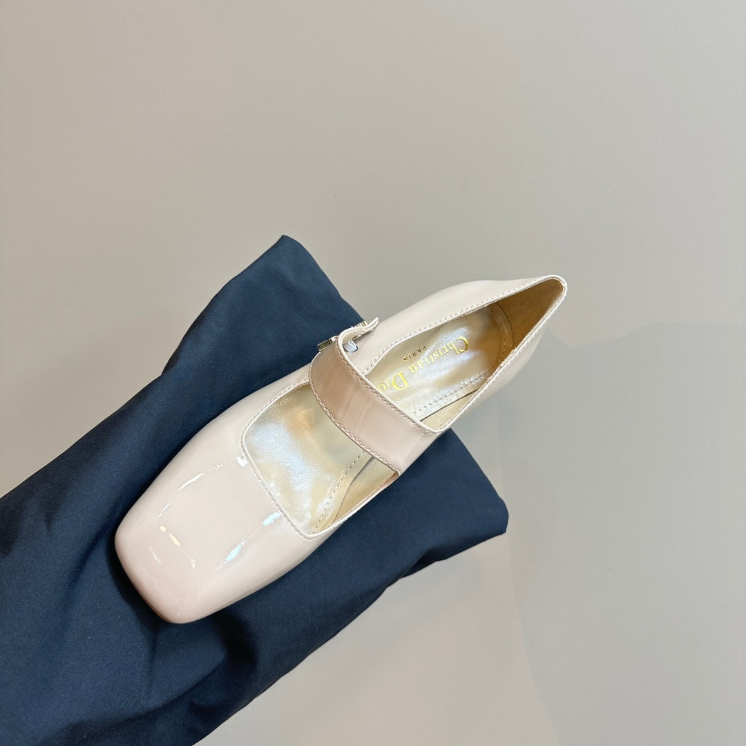 DIOR Miss DIOR Pump 40mm Glossy Beige Cowhide