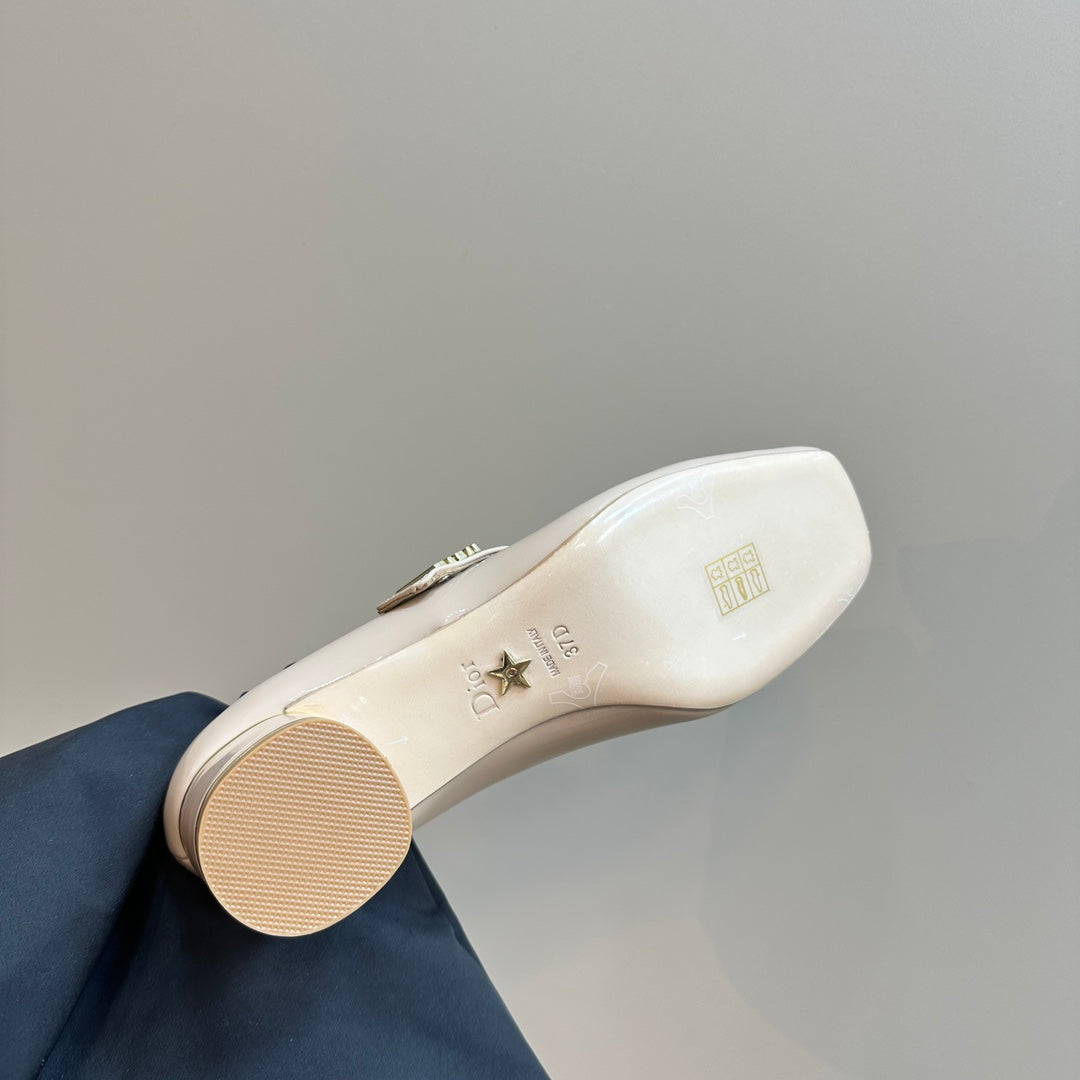DIOR Miss DIOR Pump 40mm Glossy Beige Cowhide