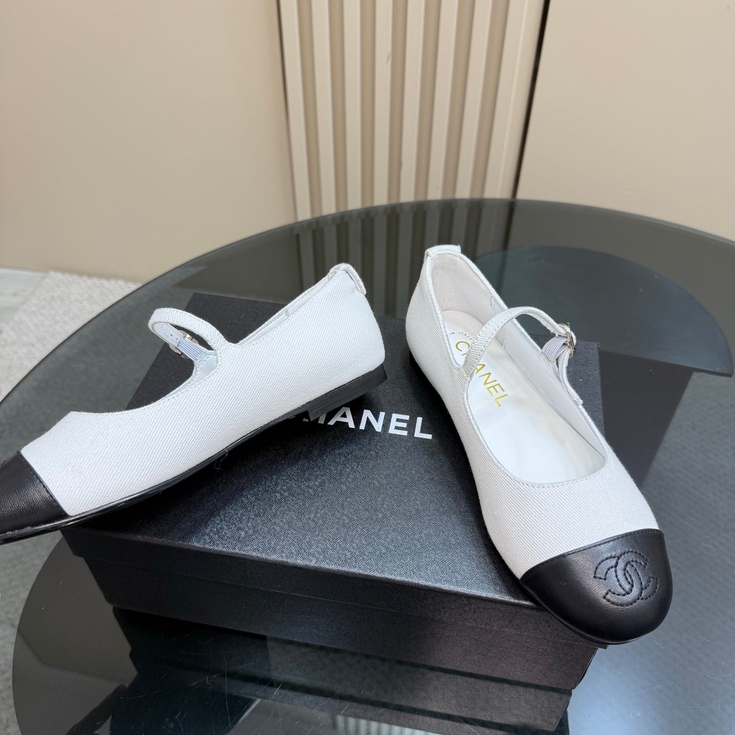 CHANEL 25 Mary Jane Flats White Fabric 239402