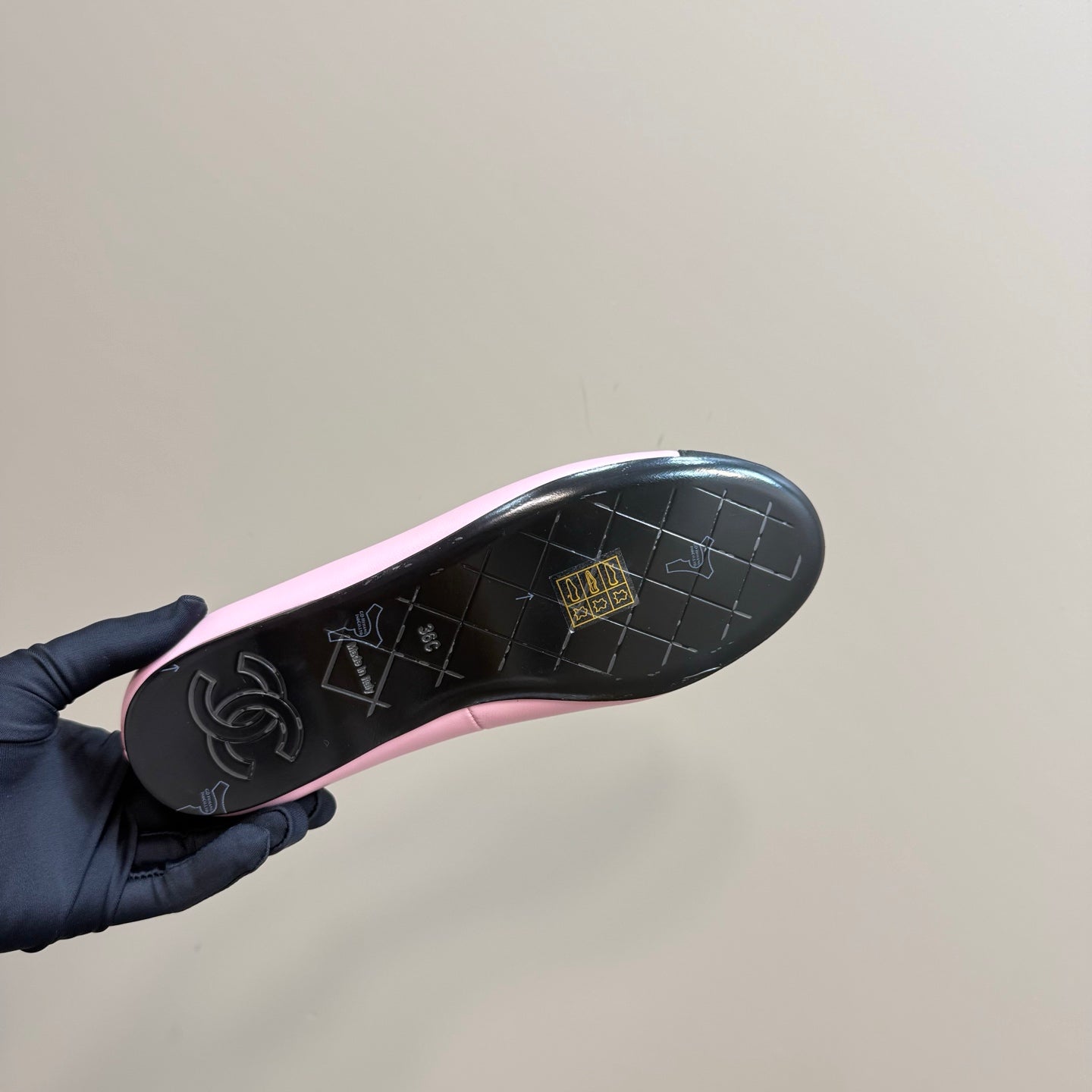 CHANEL 25 Mary Jane Flat Pink Leather with Fabric 239408
