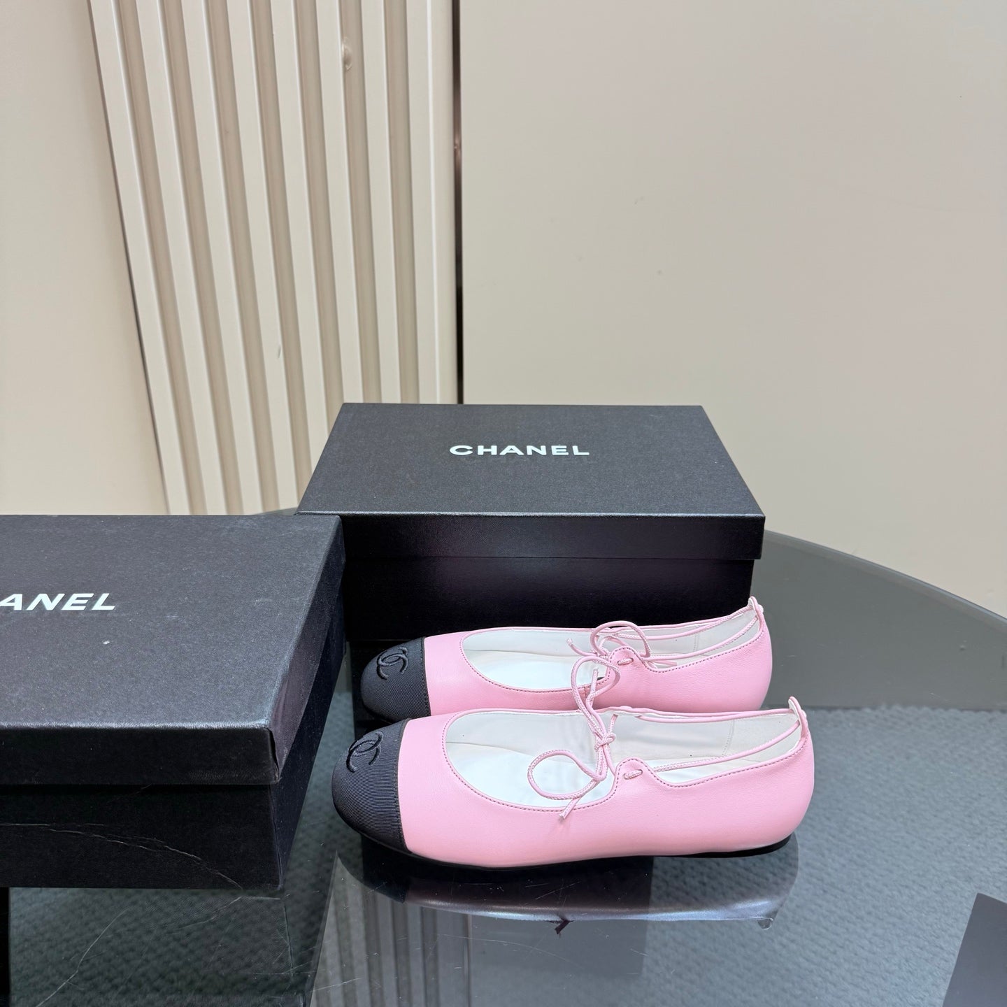 CHANEL 25 Mary Jane Flat Pink Leather with Fabric 239408
