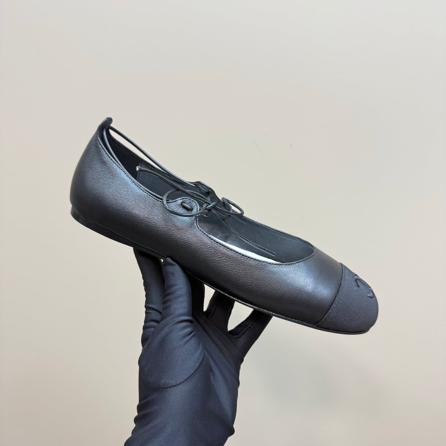 CHANEL 25 Mary Jane Flat Black Leather with Fabric 239412