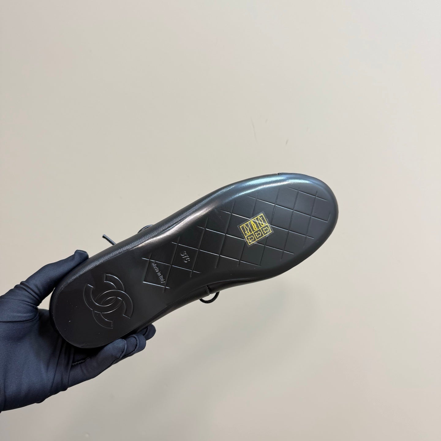 CHANEL 25 Mary Jane Flat Black Leather with Fabric 239412