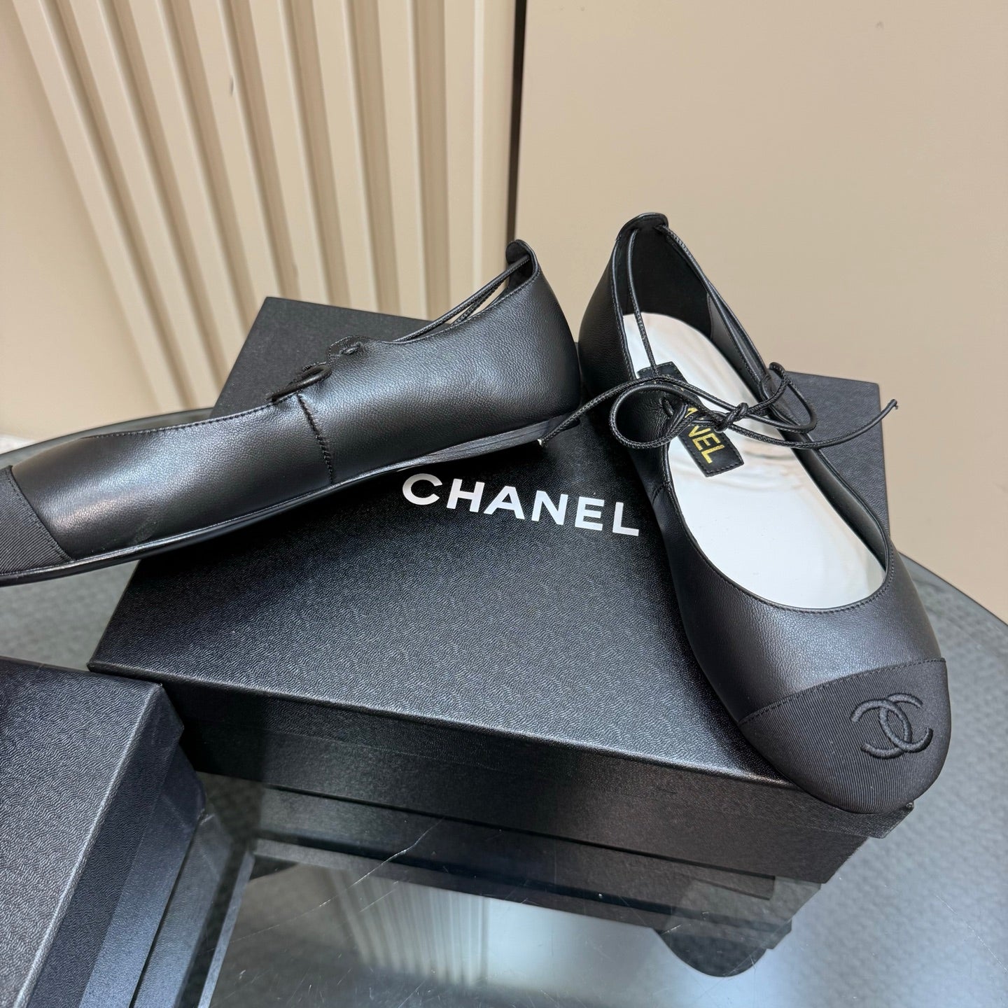 CHANEL 25 Mary Jane Flat Black Leather with Fabric 239412