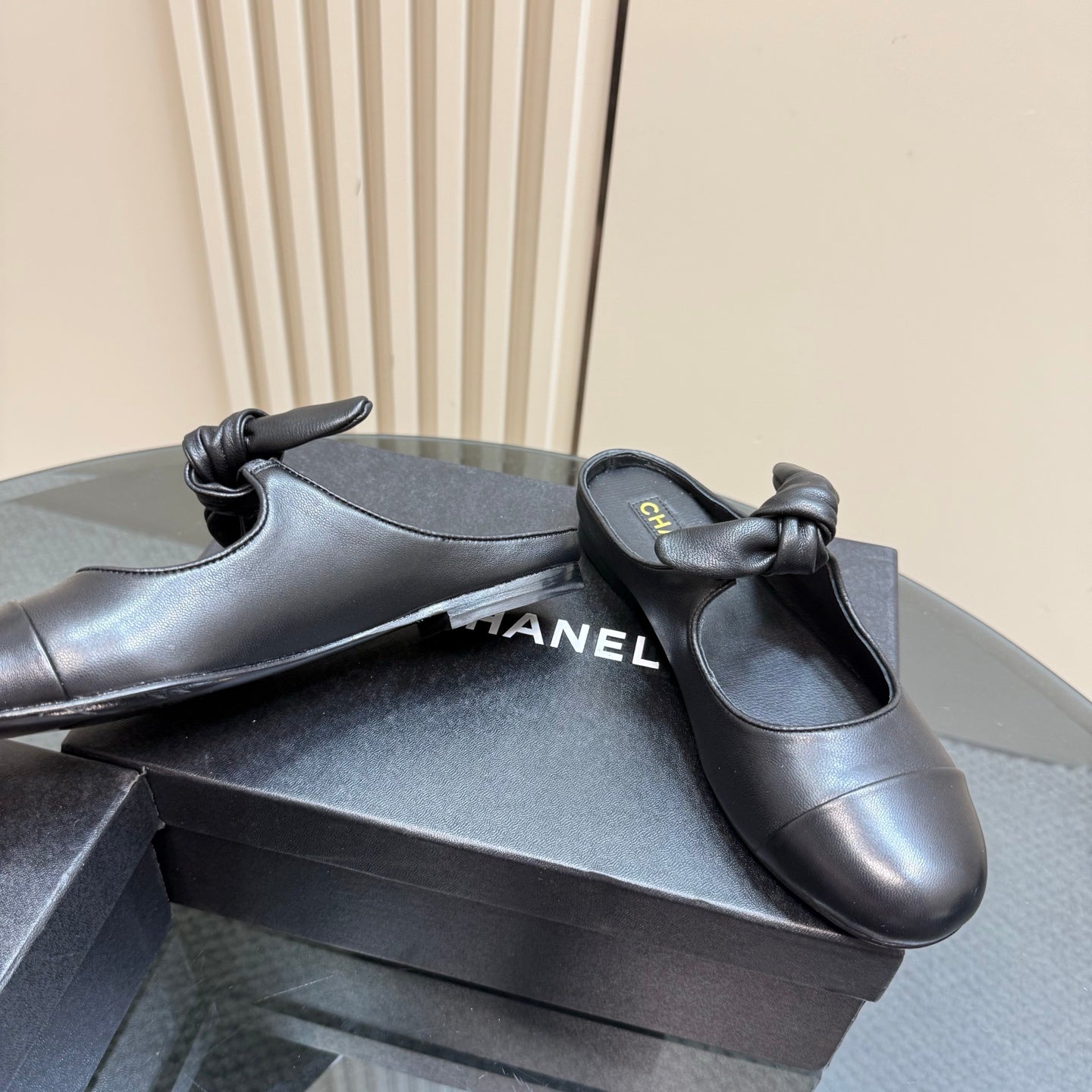 CHANEL 25 Mule Flat Black Sheepskin 239414
