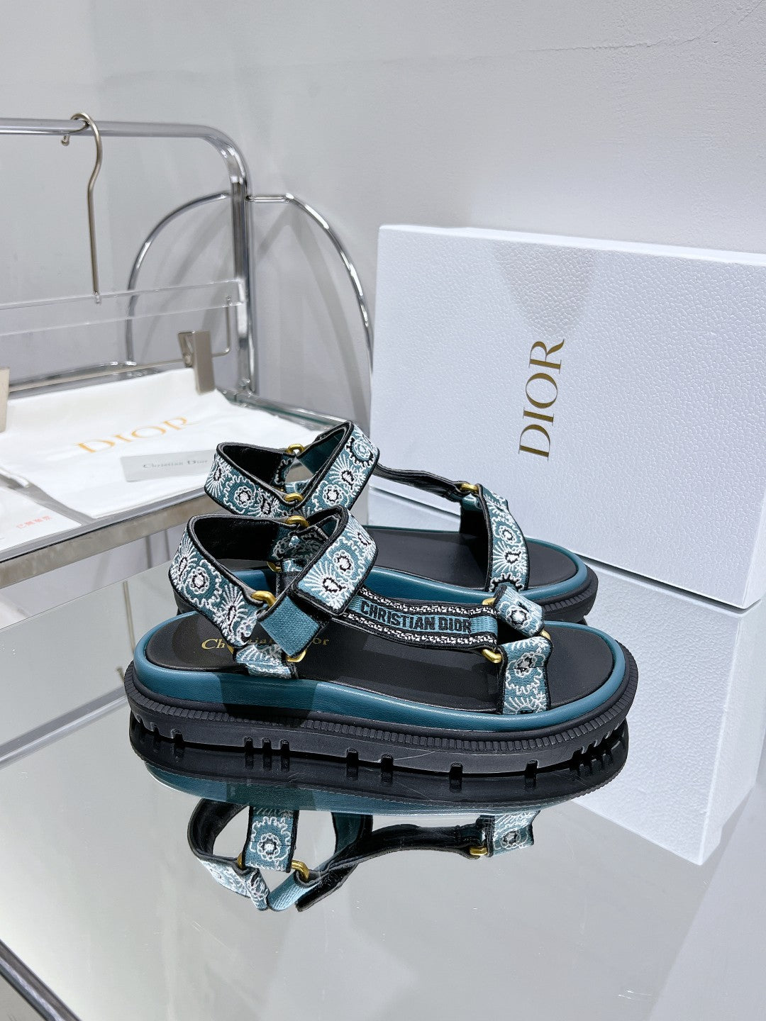 DIOR D-Wave Sandal In Blue Black Cowhide 100763