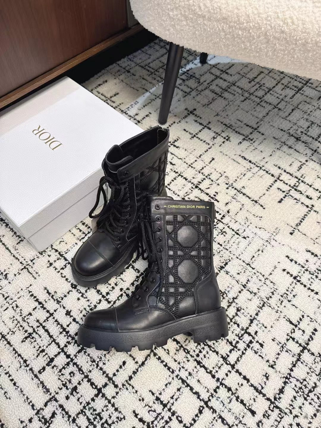DIOR D-Unit Ankle Boot Plain Black Calfskin