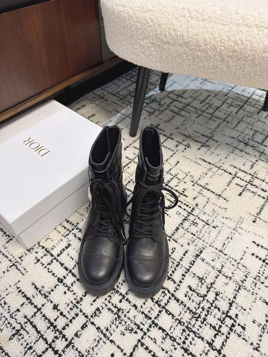 DIOR D-Unit Ankle Boot Plain Black Calfskin