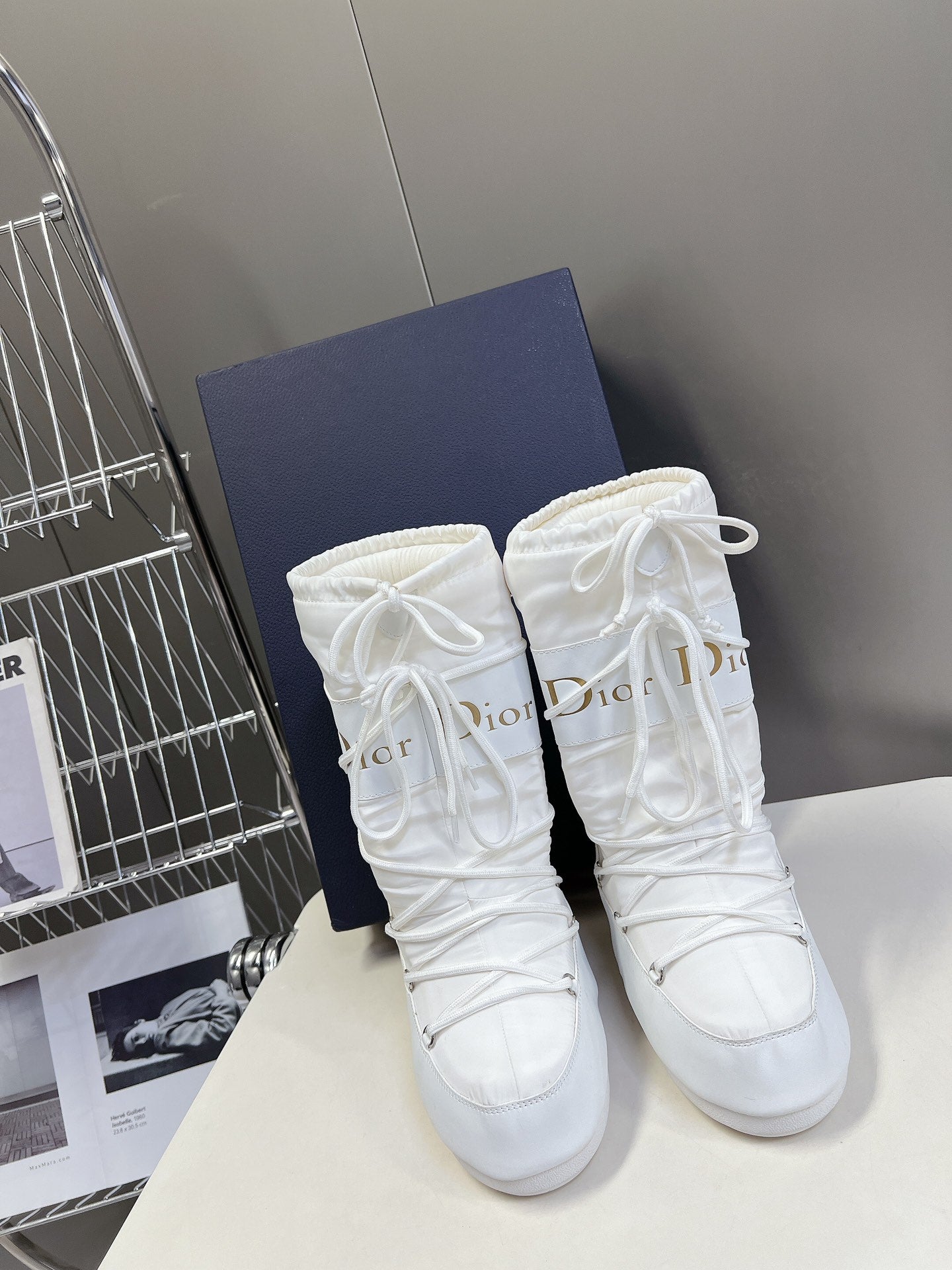 DIOR Short Boots 60mm In White Cowhide 989712