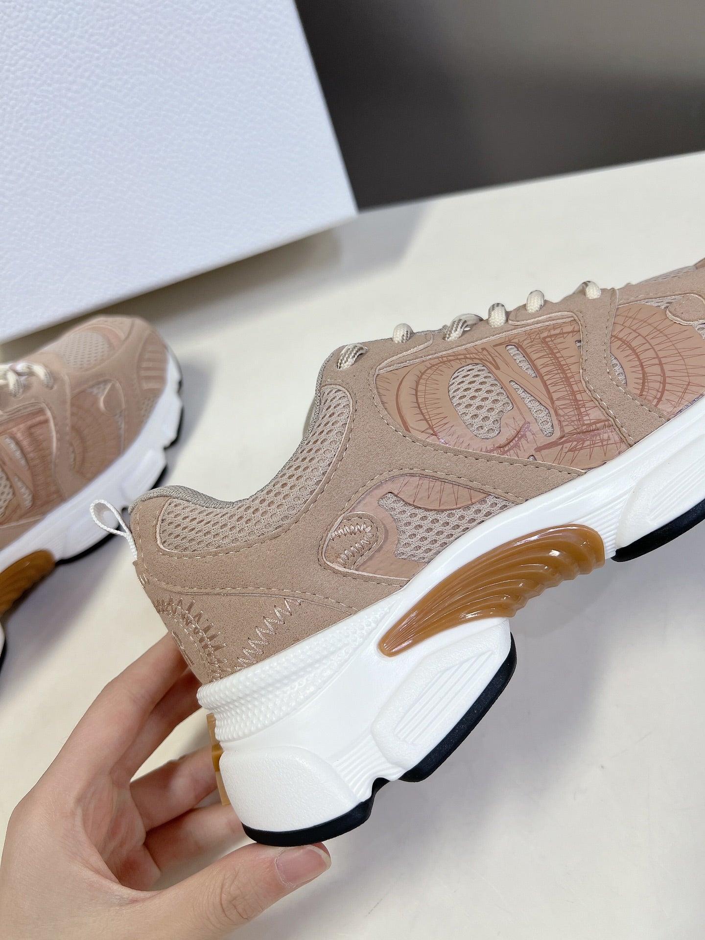 DIOR Chrono Sneaker In Nude Pink Mesh Fabric And Suede 989685