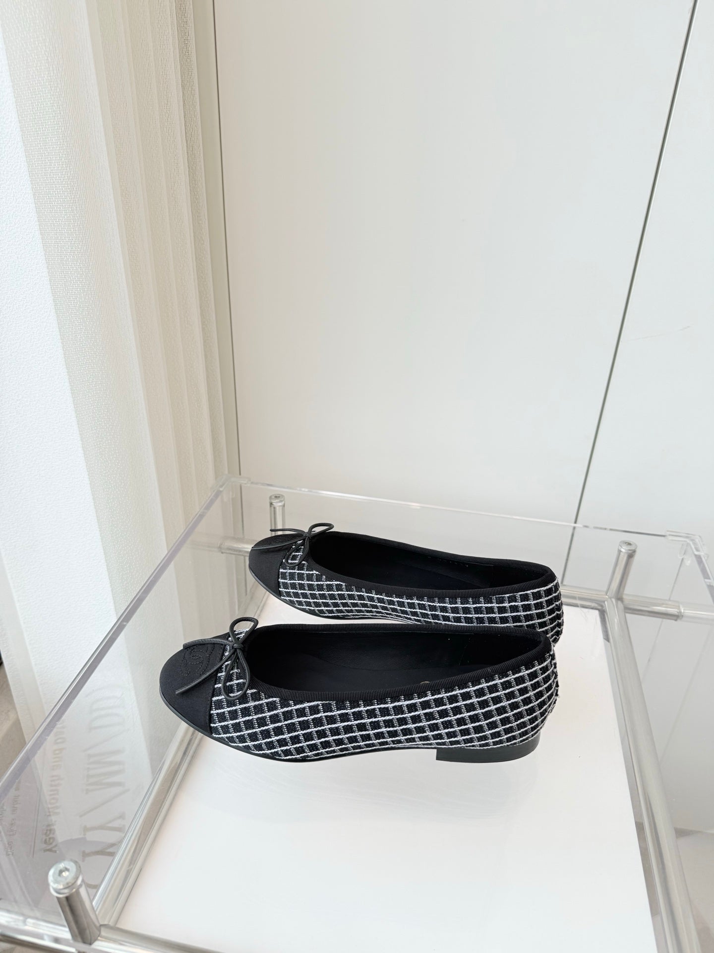 CHANEL Ballet Flat Black mix White Fabric 238772