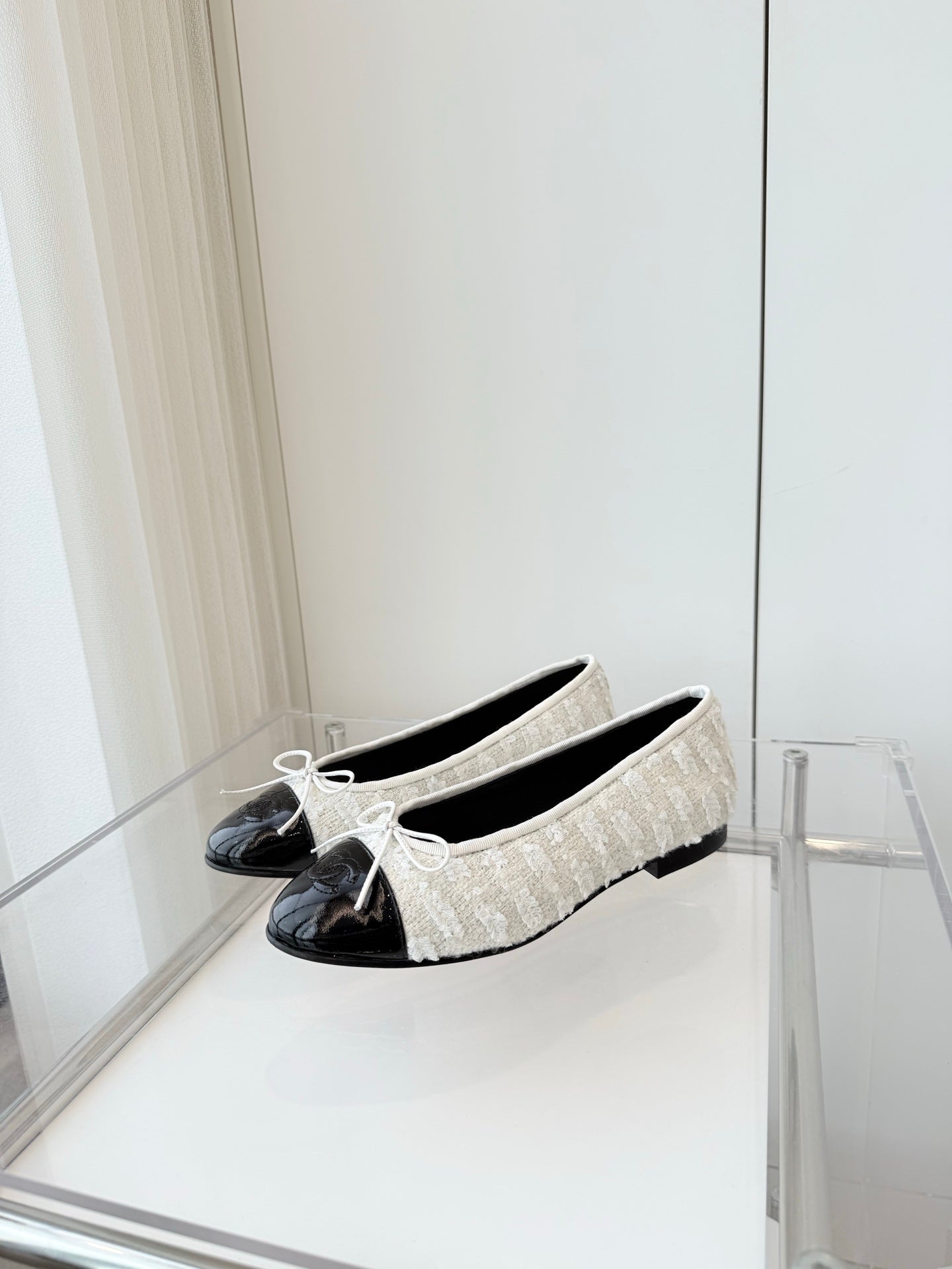 CHANEL Ballet Flat White Fabric 238773