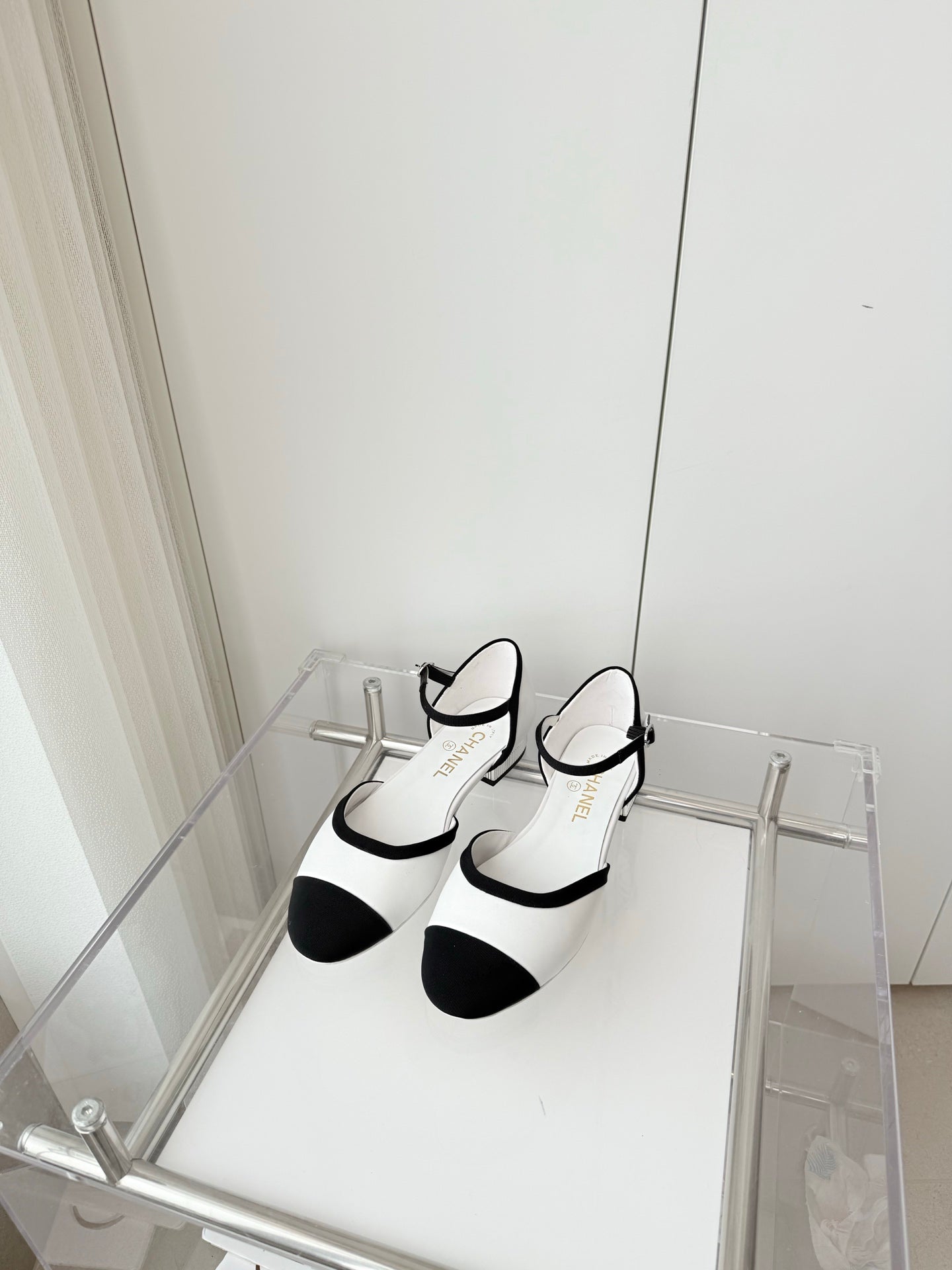CHANEL 25 Mary Jane White Sheepskin 238755