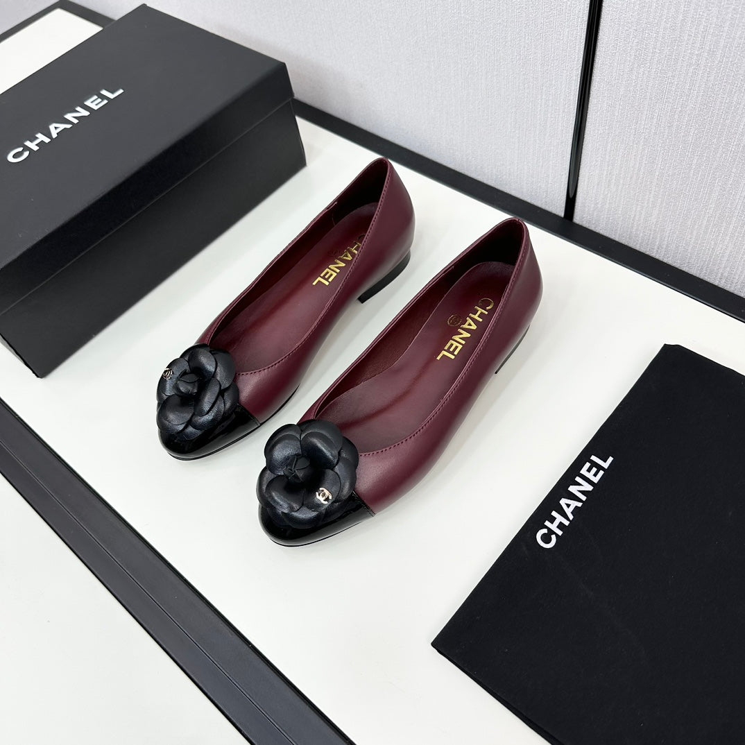 CHANEL ballet flat flower burgundy calfskin black patent calfskin
