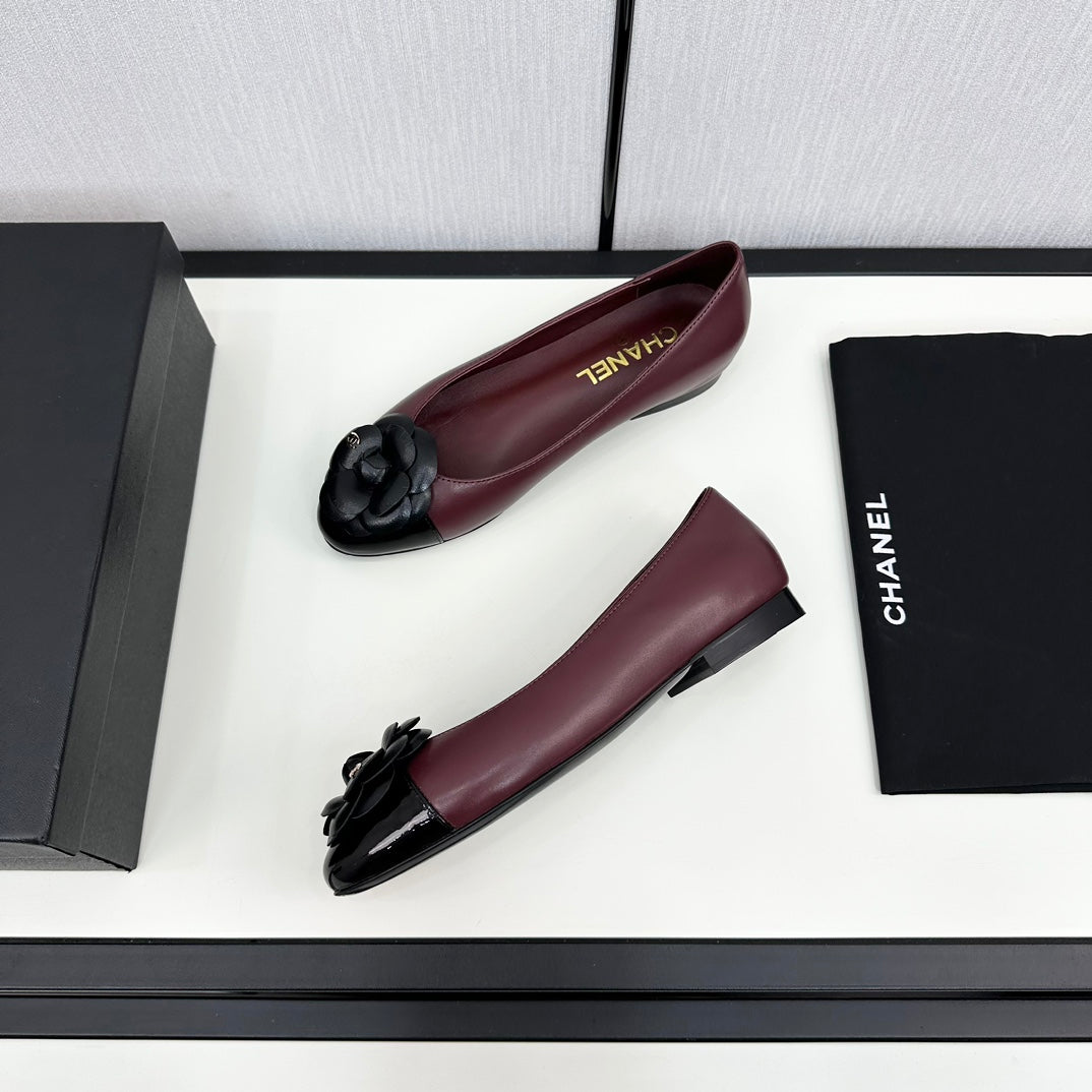 CHANEL ballet flat flower burgundy calfskin black patent calfskin